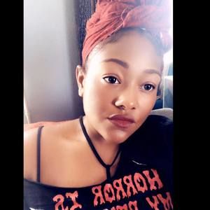 Meet your Posher, Alisa